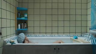 Natalya Pavlenkova - Zoologiya (2016) Sexy film scene