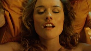 Nienke Van Hofslot - Women of the Night (Keizersvrouwen) s01e09 (2019) Nude of staging scene