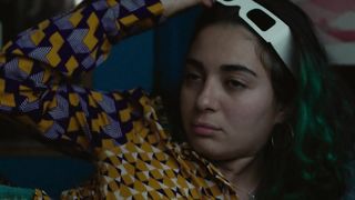 Noemie O'Farrell, Mounia Zahzam - Fabuleuses (2019) Sexy movie scene