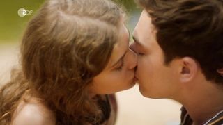 Rosmarie Rose, Amelie Hennig - Stralsund Blutlinien (2020) Naked scene of the film