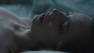 Saskia Rosendahl - Mein Ende. Dein Anfang. (2019) Naked movie video