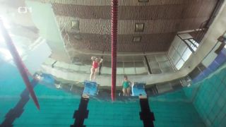 Tereza Brodska - Jak si nepodelat zivot s01e03 (2019) Hot film scene