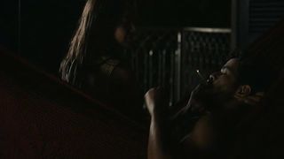 Dira Paes, Mariana Rios - Orfaos do Eldorado (2015) Censorship erotic scene