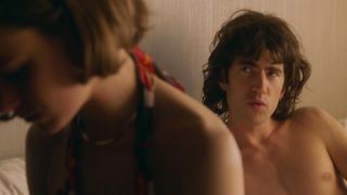 Hannah Hoekstra - De Helleveeg (2016) Сut naked video