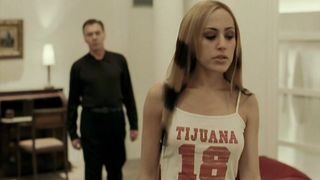 Irene Montala, Rakel Gonzalez-Huedo - Fausto 5.0 (2001) Censorship scene