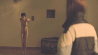Jella Haase, Marie-Lou Sellem, sexy actress - Looping (2016) Censored celebs scene