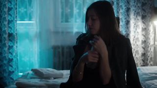 Johanna Wokalek - Freiheit (2017) Сut erotic scene