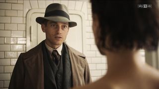 Liv Lisa Fries, Leonie Benesch - Babylon Berlin s02e01 (2017) Censored celebs scenes