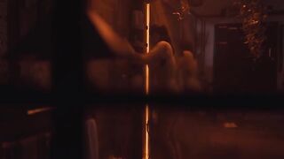 Melisa Senolsun - The Gift s01e04 (2019) Censored naked video