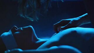 Miriam Stein - 100 Dinge (2018) Censored celebs scenes