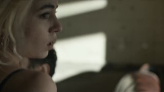 Noee Abita, Alba Gaia Bellugi - Une ile s01e01-02 (2019) Censorship nude scene