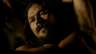 Sibongile Mlambo - Black Sails s04e01 (2017) Censored celebs scenes