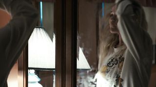 Sienna Miller - American Woman (2018) Censorship celebs scenes