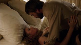 Silke Bodenbender - Konigin der Nacht (2017) Censorship erotic scene