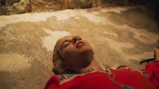 Tessa Ia - Unstoppable (Desenfrenadas) s01e03 (2020) Censored nude scene