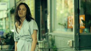 Tommie-Amber Pirie - The Go-Getters (2018) Censored nude scene