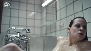 Veerle Baetens - Tabula Rasa s01 (2017) Сut scene