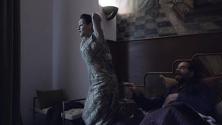 Alina Nastase, Eleonora Wexler - La Valla s01e03 (2020) celeb hot movie scene
