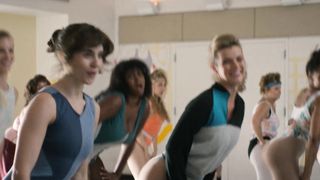 Alison Brie, Betty Gilpin, and other - Glow s01e01 (2017) celeb hot scene