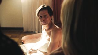 Bella Camero, Cristina Lago - Magnífica 70 s03e01e03e04e09 (2018) celeb topless TV scene