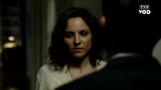 Julia Kijowska - Zelazny most (2019) celebs topless scenes