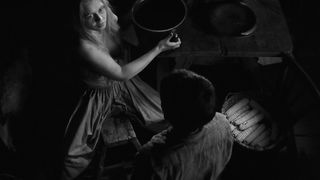 Julia Vidrnakova – Nabarvene ptace (2019) celebrity naked