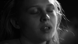 Julia Vidrnakova – Nabarvene ptace (2019) celebrity naked