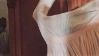 Juliana Paes, Zahy Guajajaras - Dois Irmaos s01e02 (2017) sexy nude videos