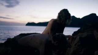 Luise Heyer - Das schonste Paar (2018) celebrity nude video