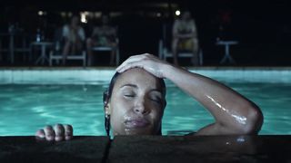 Paola Rodrigues, Maria Casadevall - A Ordem do Caos... Ou (2017) celebs topless scenes