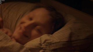 Simona Brown, Tallulah Haddon - Kiss Me First s01e02 (2018) celebrity hot scene