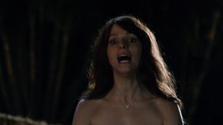 Sugar Lyn Beard, Anna Kendrick – Mike _ Dave Need Wedding Dates (2016) sexy topless scenes