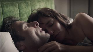 Valeria Golino, Valentina Carnelutti - Il colore nascosto delle cose (2017) sexy hot movie scene