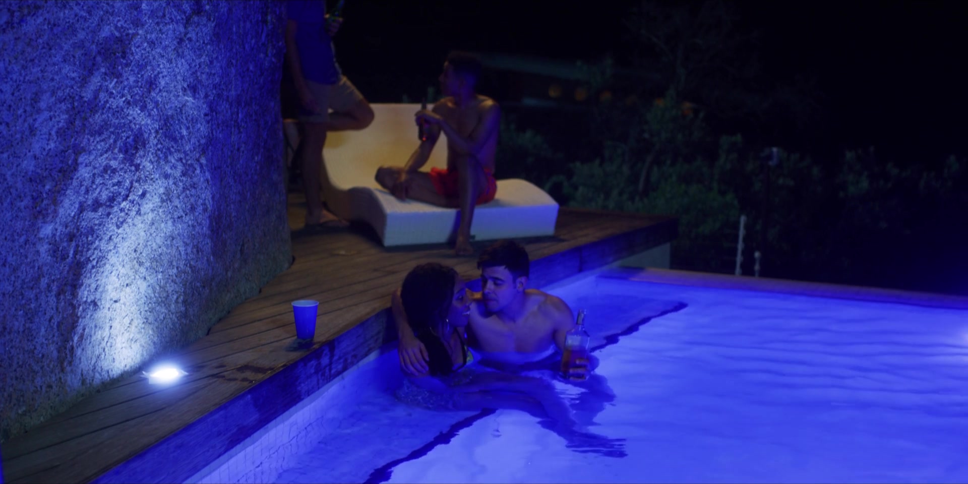 Ama Qamata, Khosi Ngema - Blood _ Water s01e02 (2020) celeb naked