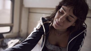 Dilan Cicek Deniz - One-Way to Tomorrow (Yarina Tek Bilet) (2020) celebrity hot scene