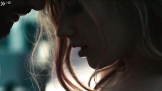 Elisa Schlott - Fremde Tochter (2017) sexy nude scene