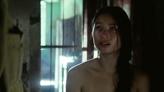 Lang Khe Tran, and other - Les confins du monde (2018) celeb naked