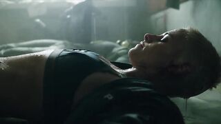 Kristen Stewart, Jessica Henwick - Underwater (2020) celebrity topless scenes