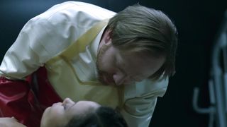 Thandie_Newton_-_Westworld_s01e05 (2016)