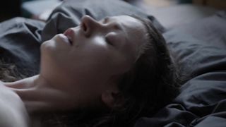 Alice Dwyer - Ma Folie (2015) celebs sexy scene