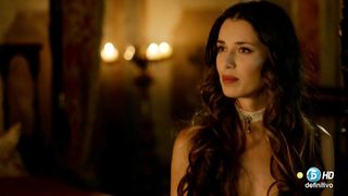 Eszter Tompa, Natasha Yarovenko - Las aventuras del capitan Alatriste (2015) celebs nude scene