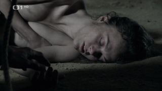 Petra Tenorova - Labyrint s01e03 (2015) actress sexy scene