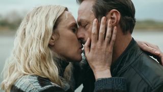 Ruth Becquart - Undercover s02e07 (2020) celebrity hot movie scene