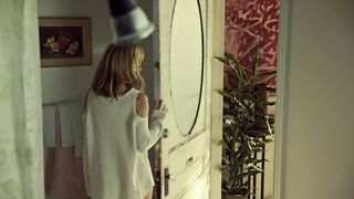 Tatiana Maslany, Ksenia Solo nude - Orphan_Black_s03e07 (2015)