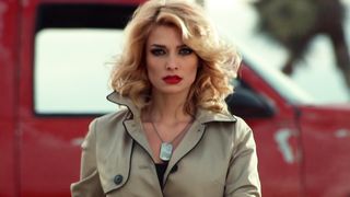 Tatyana Kotova - Chto tvoryat muzhchiny 2 (2015) celeb sexy