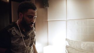 Taylor_Rhodenbaugh, Ella_Thomas nude - Ballers_s01e03 (2015)