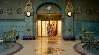 Victoire Gonin-Labat, Magdalena Korpas - Le tournoi (2015) celeb sexy