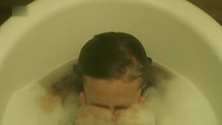 Alina Levshin - Schuld s01e05 (2015) Naked Actress in Bathroom