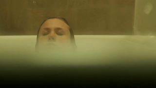 Alina Levshin - Schuld s01e05 (2015) Naked Actress in Bathroom