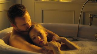 Amanda Seyfried nude - Fathers_and_Daughters (2015)